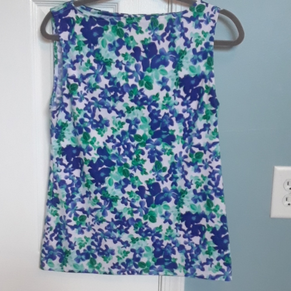 Ann Taylor factory sleeveless top